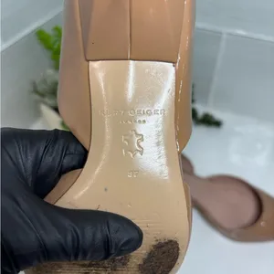 Kurt Geiger London Nude Patent Leather Pointed Toe Kitten Heels Women’s Size 7 thumbnail 5