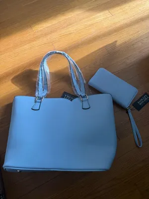 BADGLEY MISCHKA NEW YORK THE RAE LARGE TOTE with Matching Zip Wallet NWT thumbnail 7