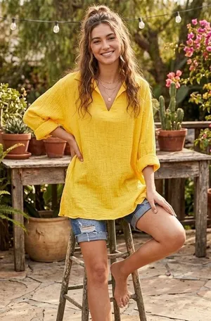 Vintage “C Cats” size L gauze crinkly top. thumbnail 1