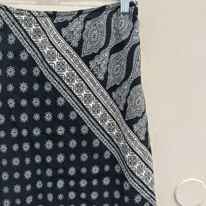 VTG Y2K L'Amadei D.P. Altomonte Black Cream Bandana‎ Print Slip Skirt Boho Small thumbnail 3