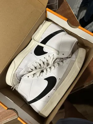 Nike Blazers  thumbnail 1