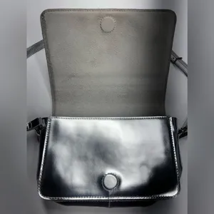 MADEWELL The Toggle‎ Flap Crossbody Bag in Specchio Leather - Silver thumbnail 6