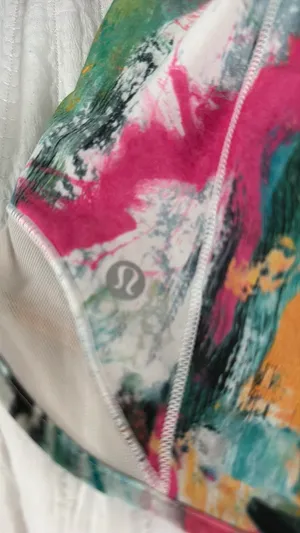 Lululemon Hotty Hot 2.5" thumbnail 4