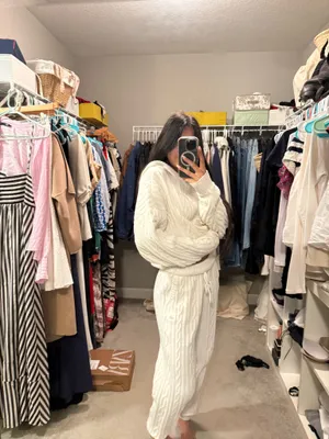 Alo yoga sweatset  thumbnail 2