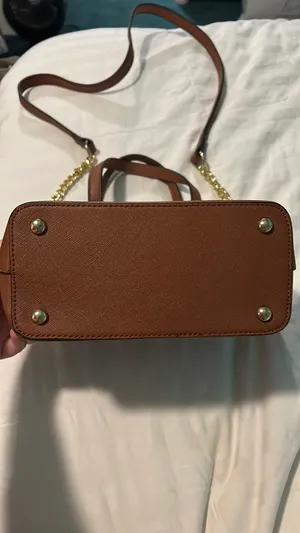 Michael Kors Leather Bag thumbnail 4