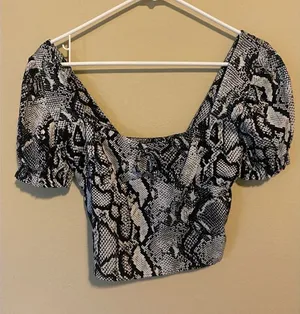 Urban Outfitters top thumbnail 1