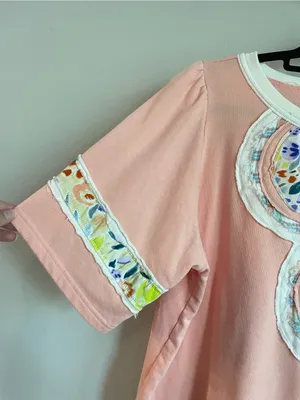 Easel Flower Patch Puff Sleeves Soft Washed Terry Knit Top Size Large thumbnail 4