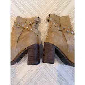See by Chloé Tan Suede Ankle Booties Size 38 Studded Strap Heel Box Dust Bag thumbnail 3