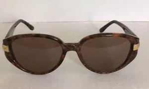 Laura Biagiotti sunglasses thumbnail 1