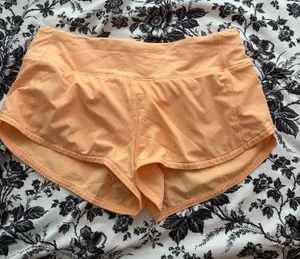 Lululemon Shorts 2.5" Speed Up thumbnail 1