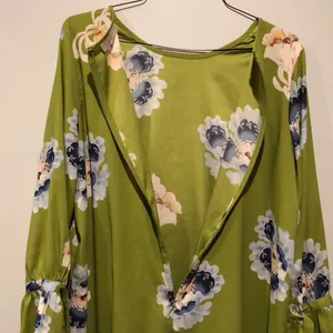 LOFT Floral Long Sleeve Green Midi Dress thumbnail 7