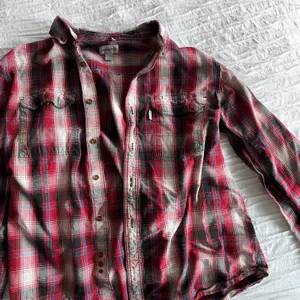 Carhartt Plaid Flannel thumbnail 2