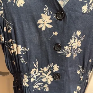 Abound Nordstrom Navy Blue Floral Button Front Smocked‎ Waist Mini Dress Small thumbnail 6