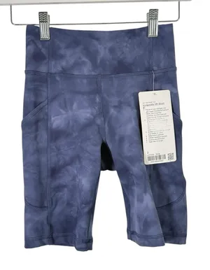 Lululemon Invigorate HR Short 8" Diamond‎ Dye Naval Blue Active Gym NEW Womens 2 thumbnail 1