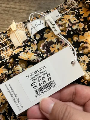Petal & Pup Oona Midi Dress In Black Ditsy Floral XS nwt HTF thumbnail 9