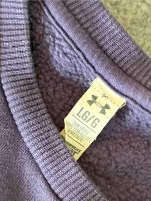 Under Armour Women’s Long Sleeve Kangaroo Pouch Purple Logo Sweatshirt Size L thumbnail 3