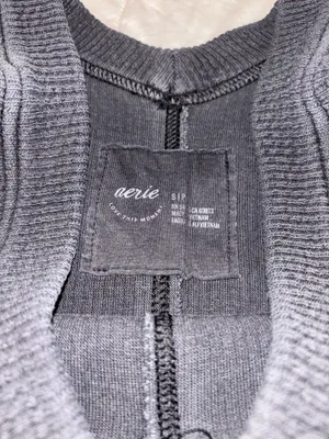 Aerie Wonder Textured V-Neck Sweatshirt thumbnail 5