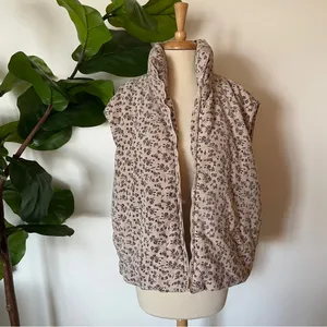 Entro | Floral Corduroy Puffer Vest thumbnail 2