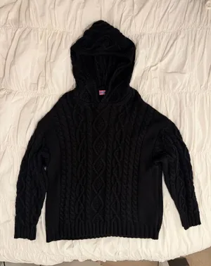 Edikted Sweater thumbnail 1