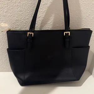 MICHAEL KORS Jet Set East West Top Zip Tote Bag Saffiano Leather Black thumbnail 7