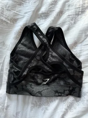 Gymshark Sports Bra thumbnail 2