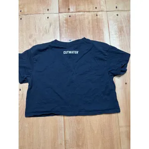 AS‎ Colour Cutwater Spirits Navy Blue Graphic Crop Tee Shirt Small Womens thumbnail 3