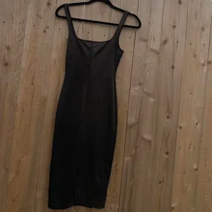Black & gold shimmery cocktail dress by American apparel‎ size xs thumbnail 3