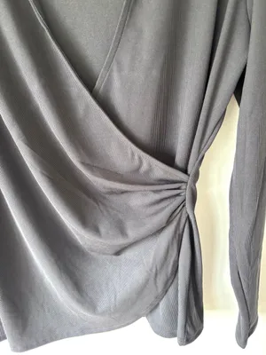 Mango Belinda Wrap Top Blouse V Neck Collared Charcoal Gray Ribbed NWT thumbnail 9
