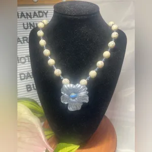 Vintage Plastic Bead Necklace Silver Flower Pendant Blue Center Magnet Clasp 16” thumbnail 1