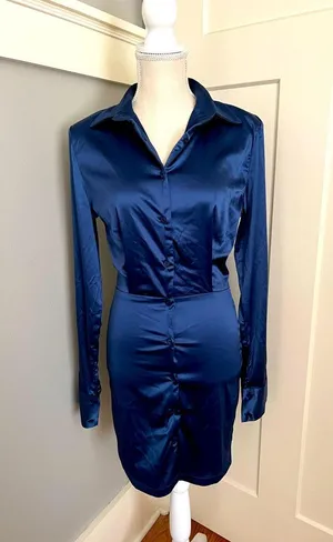 Boutique NWOT Womens Super Sexy Satin Shirt Dress Silky Satiny Dark Navy Size Medium thumbnail 1