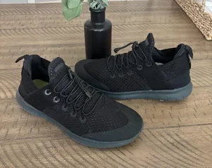 Nike sneakers thumbnail 2