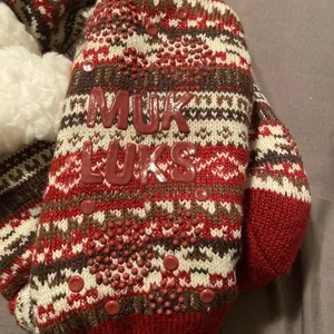 Muk Luks Fair Isle Holiday Fluffy Boot Socks Non Slip thumbnail 2