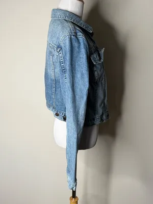 Cremieux Cropped Medium Wash Denim Jacket thumbnail 5