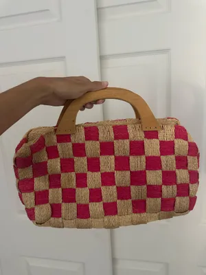Pink and Beige Woven Checkered Straw Handbag with Wooden Handle thumbnail 2