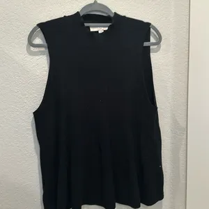 Loft‎ Black Sweater Tank - Stylish, Soft, and Cozy Fall Essential thumbnail 3