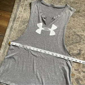 Under Armour Grey Low Cut Muscle Tank Top S/M thumbnail 6