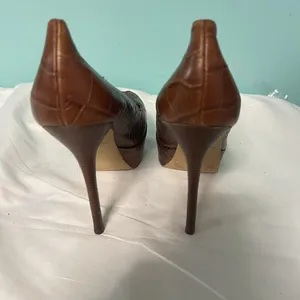Sam Edelman Croc Embossed Heels Size 7.5. S-349‎ thumbnail 3