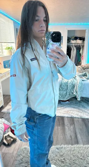 Patagonia Shell thumbnail 1