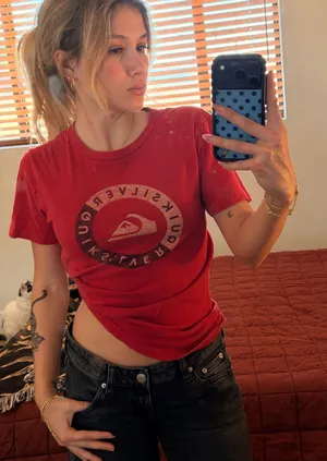 Red Quiksilver Graphic Tee thumbnail 1