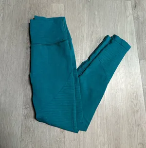 Alphalete Leggings thumbnail 2