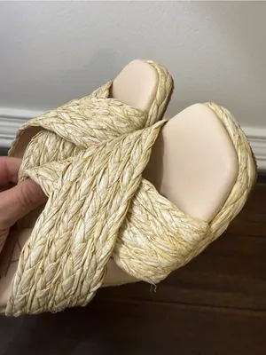 Beach by Matisse Raffia Crisscross Wedge Sandals size 6 thumbnail 9