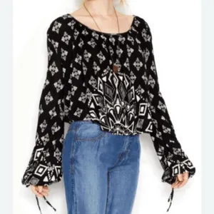 Free People top thumbnail 1