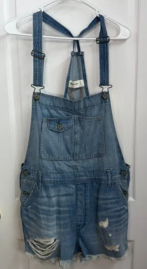 Abercrombie & Fitch blue light‎ wash distressed adjustable pocket short overalls thumbnail 1