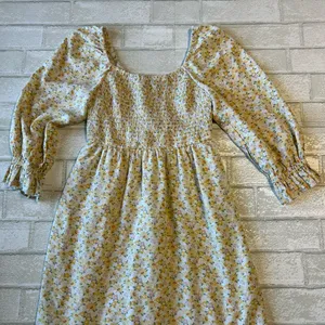 Hollister Smocked Floral mini Dress thumbnail 6