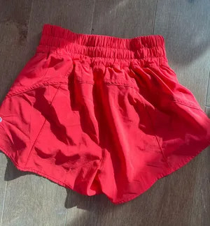 Lululemon Track That High Shorts thumbnail 2