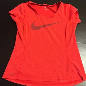 Nike running dri‎ fit shirt thumbnail 1