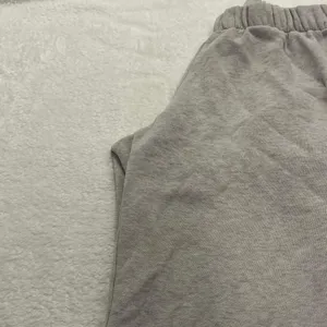 Brandy-melville Women's Grey Trousers thumbnail 6