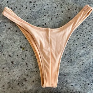 White fox Belmont bottom tangerine Size small. thumbnail 5