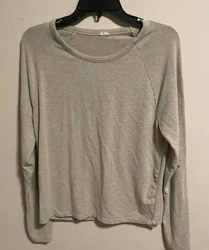 Aritzia Wilfred Free Pisces Reglan Lounge Long Sleeve Shirt- Size Small thumbnail 1
