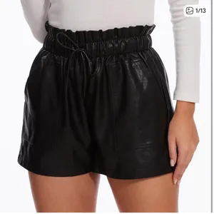 Black faux Leather Women Shorts XS thumbnail 2